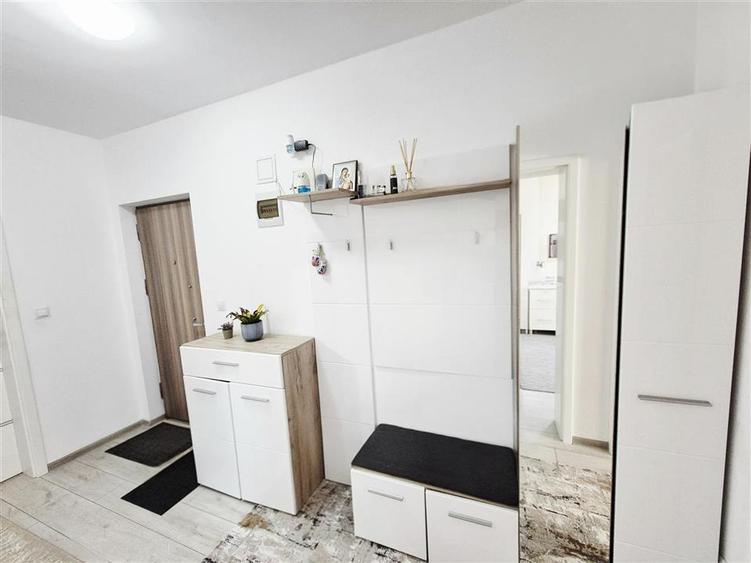 Apartament cu 2 camere decomandat în Bucium