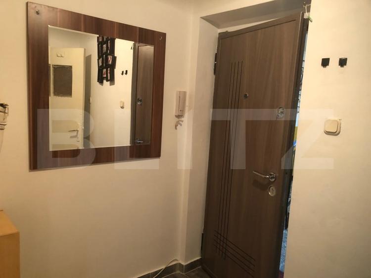 Apartament cu 2 camere nedecomandat, mobilat în Micro 14