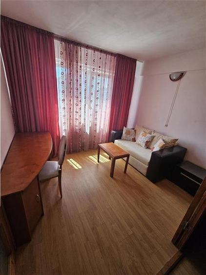 Apartament cu 3 camere decomandat în Ultracentral