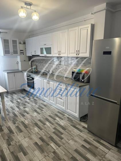 Apartament cu 2 camere semidecomandat în Florești