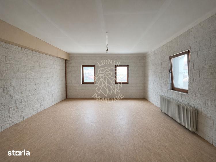 Casă cu 1 camere decomandat cu Teren 1500 Mp în Sighișoara