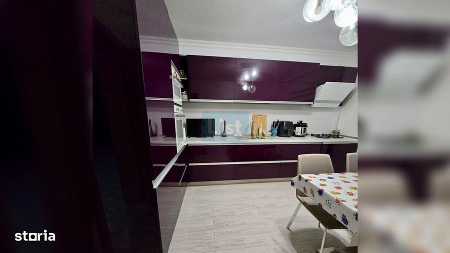 Casă cu 4 camere în Central