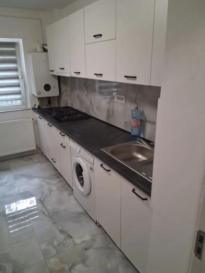 Garsonieră decomandată în Central