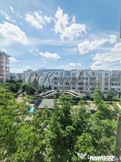 Apartament cu 2 camere decomandat în Între Lacuri