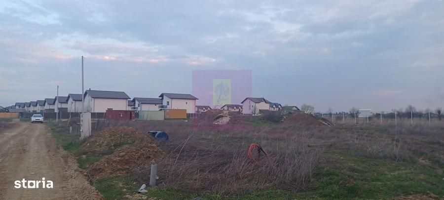 Spațiu comercial, în Săbăreni