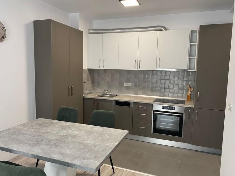 Apartament cu 2 camere semidecomandat în UTA