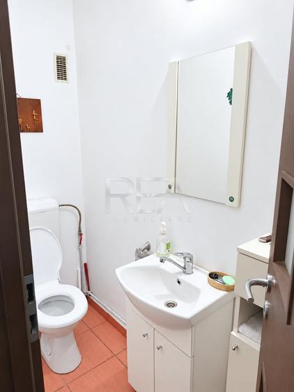Apartament cu 3 camere decomandat, mobilat în Gorjului