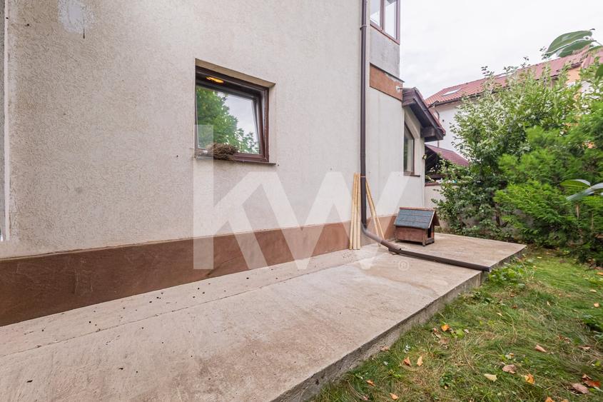 Apartament cu 4 camere decomandat, mobilat în Sânpetru