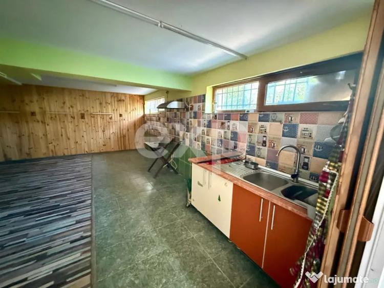 Casă cu 7 camere cu Teren 1008 Mp în Ștefănești