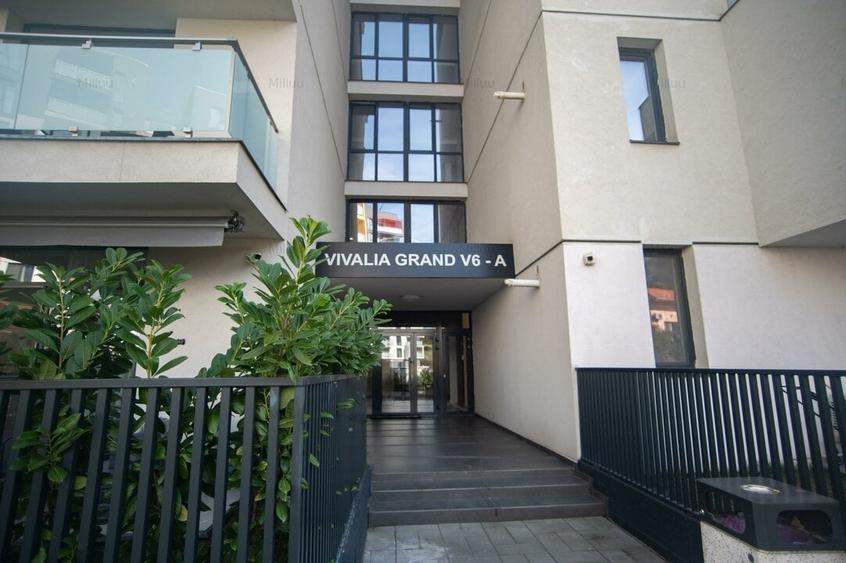 Apartament cu 2 camere semidecomandat, mobilat în Take Ionescu