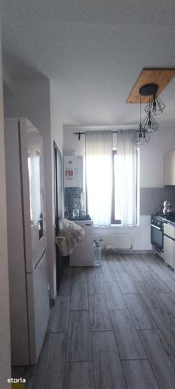 Casă cu 3 camere cu Teren 108 Mp în Vatra Luminoasă