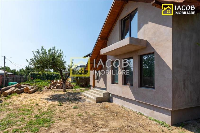 Casă individuală cu 4 camere cu Teren 1070 Mp în Itești