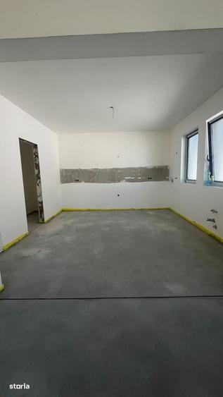 Casă cu 3 camere cu Teren 500 Mp în Central
