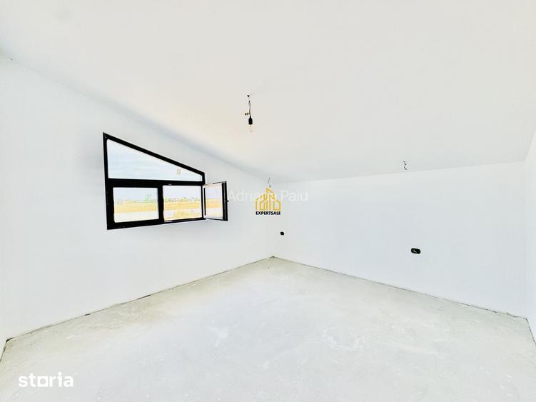 CASA INDIVIDUALA /TEGHES/6 CAMERE/420MP TEREN