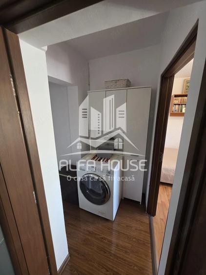Apartament cu 3 camere semidecomandat în Govândari