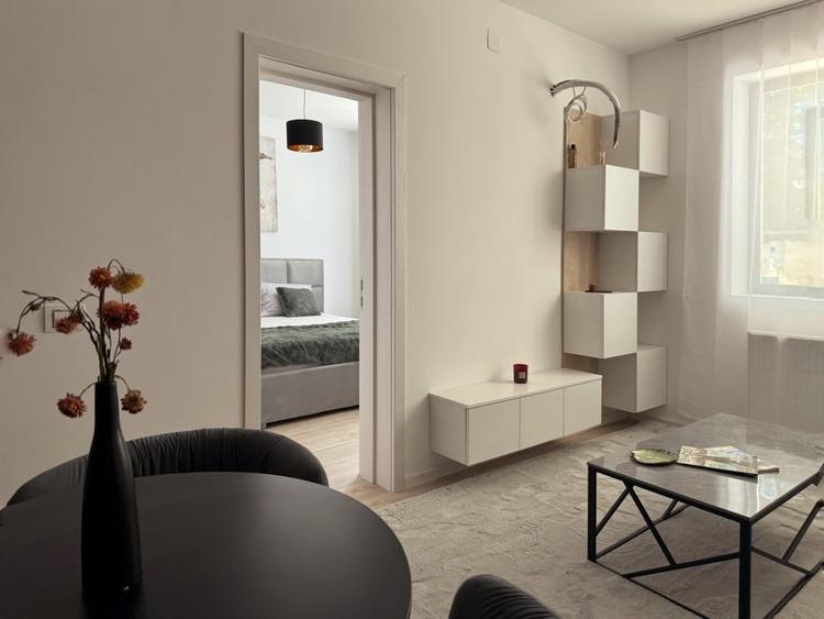 Apartament cu 2 camere nedecomandat în Sud