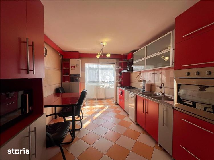 Apartament cu 3 camere decomandat în Frumoasa
