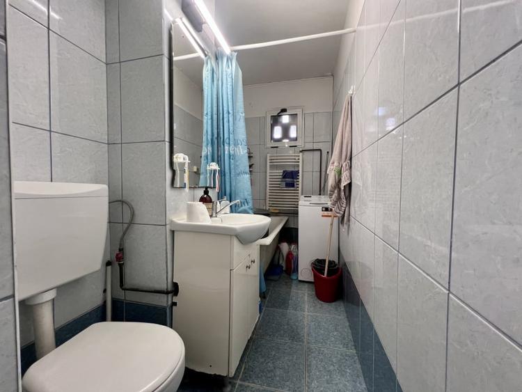 Apartament 4 camere, semidecomandat, 63mp, etaj 2/4 - Zona Dacia - 7