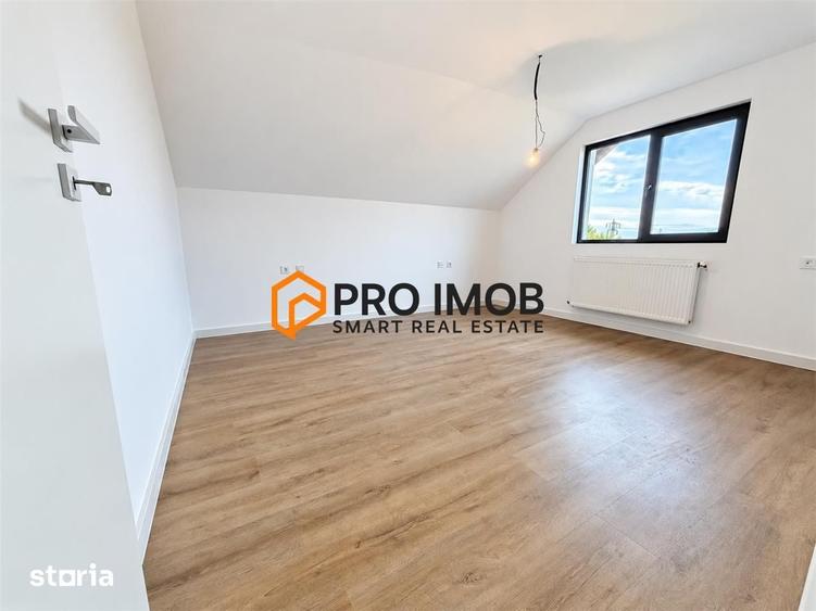 Casă cu 4 camere cu Teren 400 Mp în Răzvad