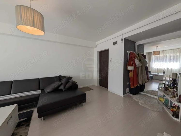 Apartament cu 2 camere semidecomandat în Florești