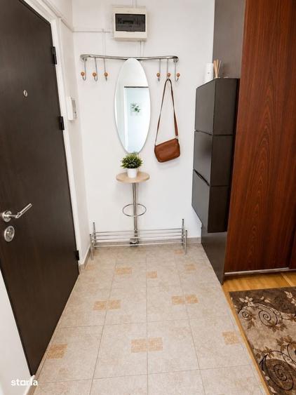 Apartament cu 3 camere decomandat în Lipovei