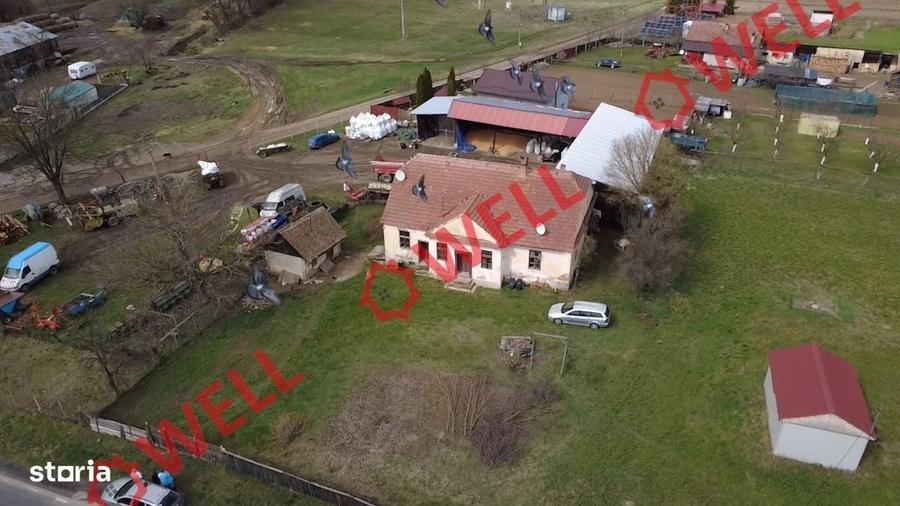 Casă cu 4 camere în Boroșneu Mare
