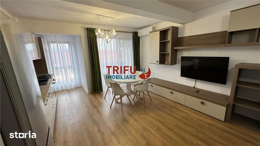 Apartament cu 3 camere decomandat în Cetate