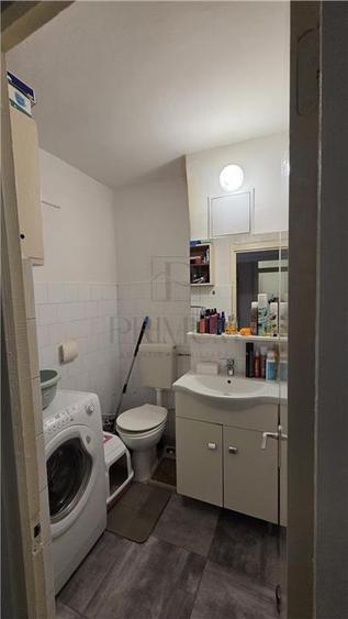 Apartament cu 3 camere decomandat în Complex Studențesc