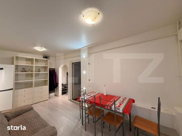 Apartament cu 2 camere decomandat în Rovine