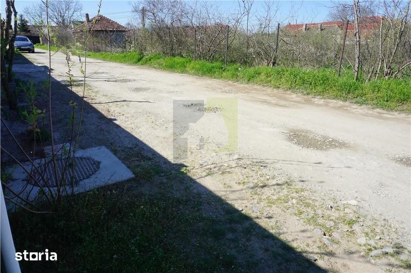 Teren de 398 mp, în Malu Mare