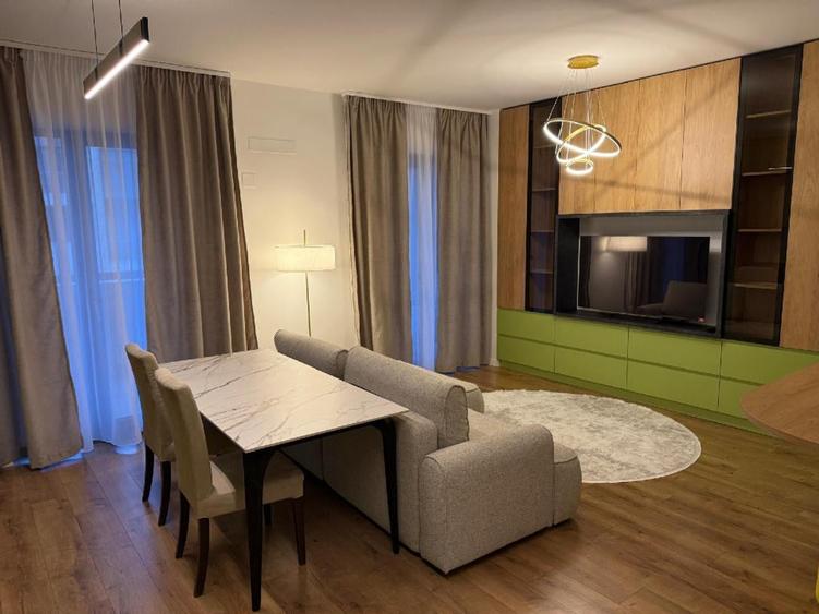 Apartament cu 2 camere semidecomandat, mobilat în Aviației