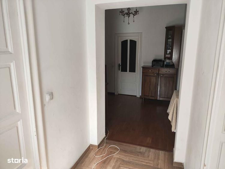 Casă cu 4 camere cu Teren 140 Mp în Exterior Vest