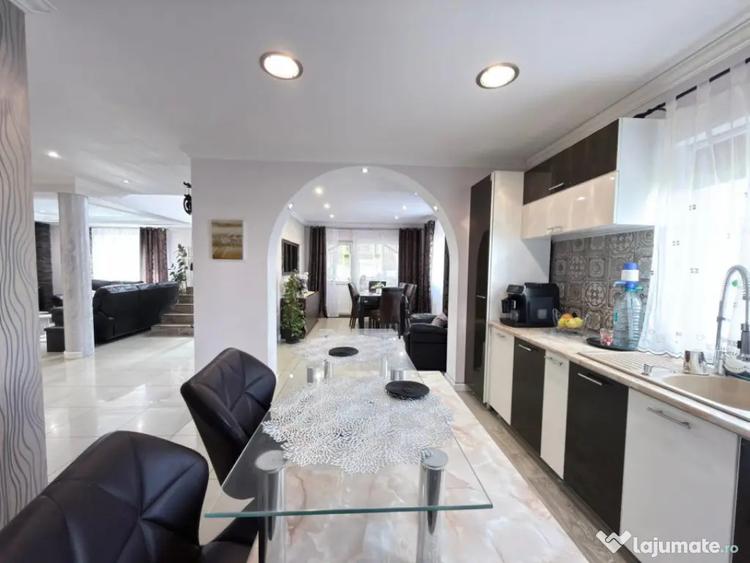 Casa individuala finisata cu 5 camere, Garaj, Sarmas, 0% Com - 2