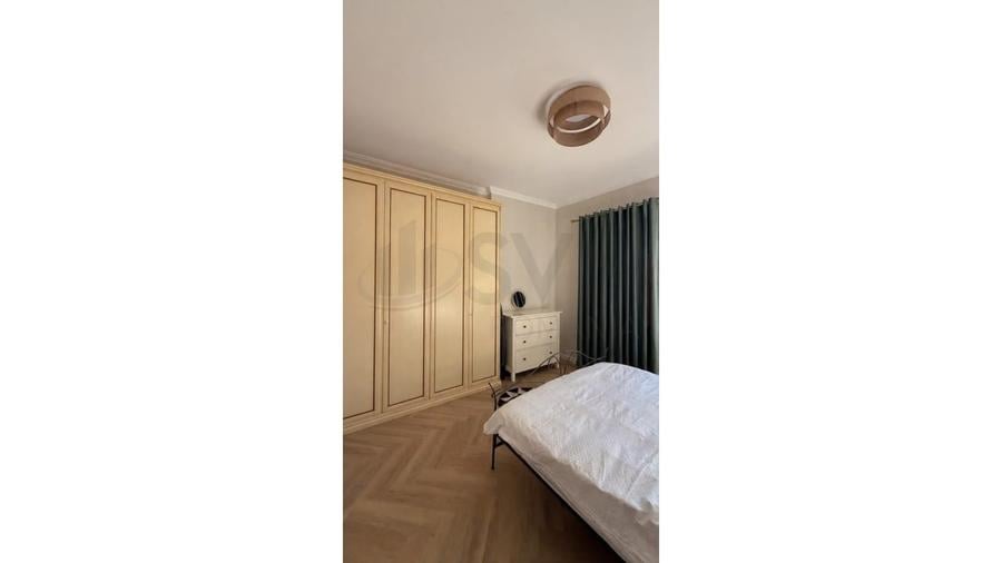 Apartament cu 2 camere decomandat în P-ța Romană