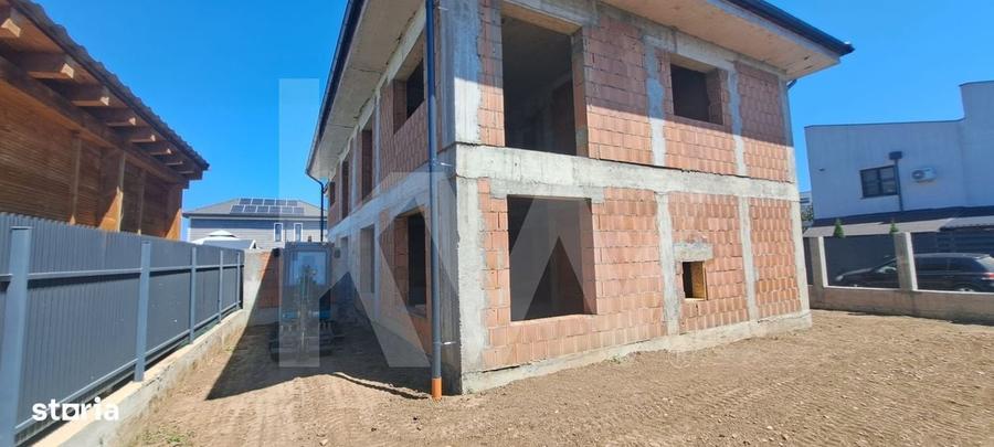 Casă cu 4 camere în Central