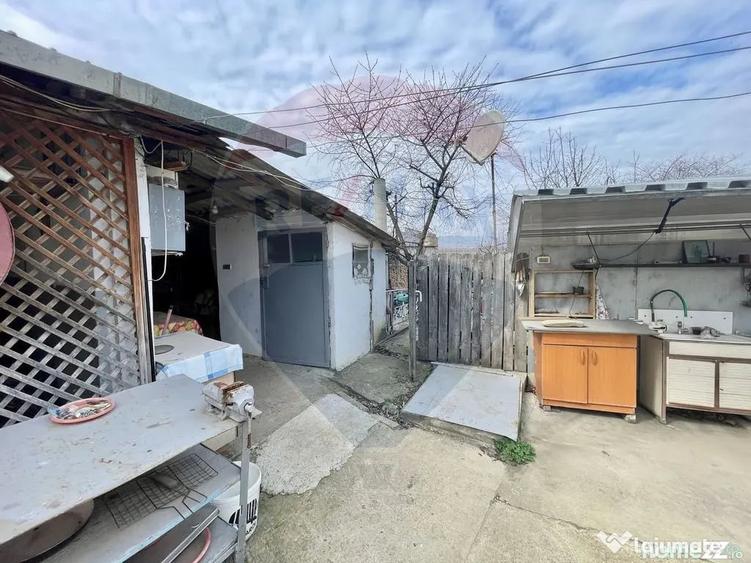 Casă cu 3 camere cu Teren 500 Mp în Central
