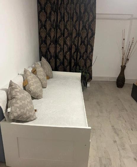 Inchiriez apartament 2 camere - 8