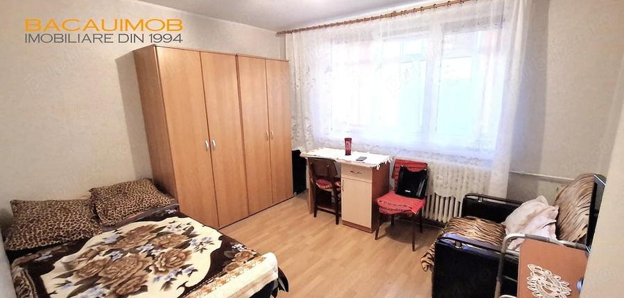 Apartament cu 2 camere decomandat în Cornișa
