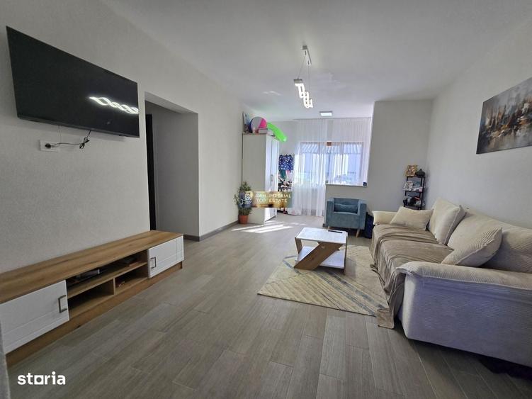 Casă cu 4 camere decomandat în Central