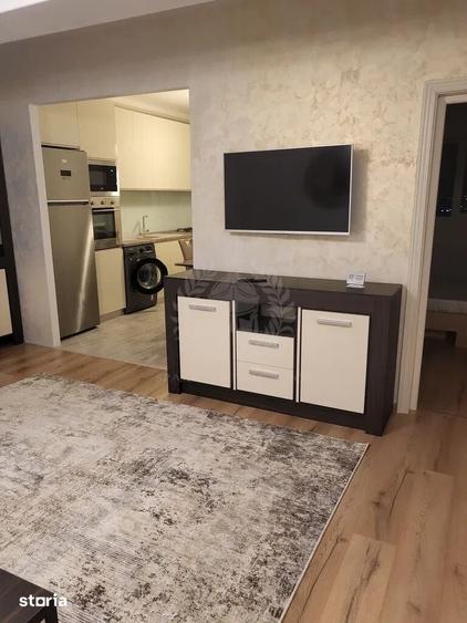Apartament cu 3 camere decomandat, mobilat în 9 Mai