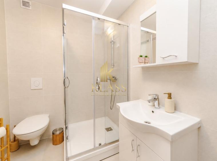 Apartament cu 2 camere semidecomandat, mobilat în Otopeni