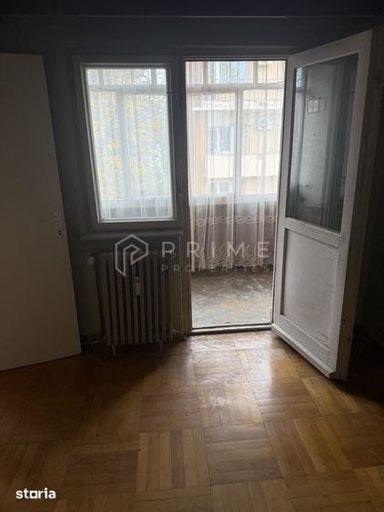 Apartament cu 2 camere nedecomandat în 22 Decembrie 1989