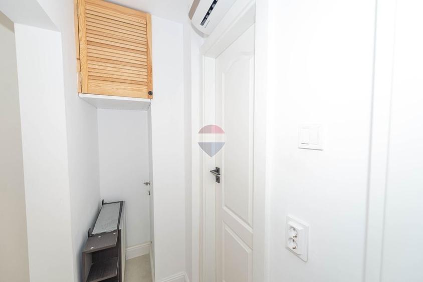 Apartament 3 camere de vanzare, balcon, renovat,  Berceni, sector 4 - 17