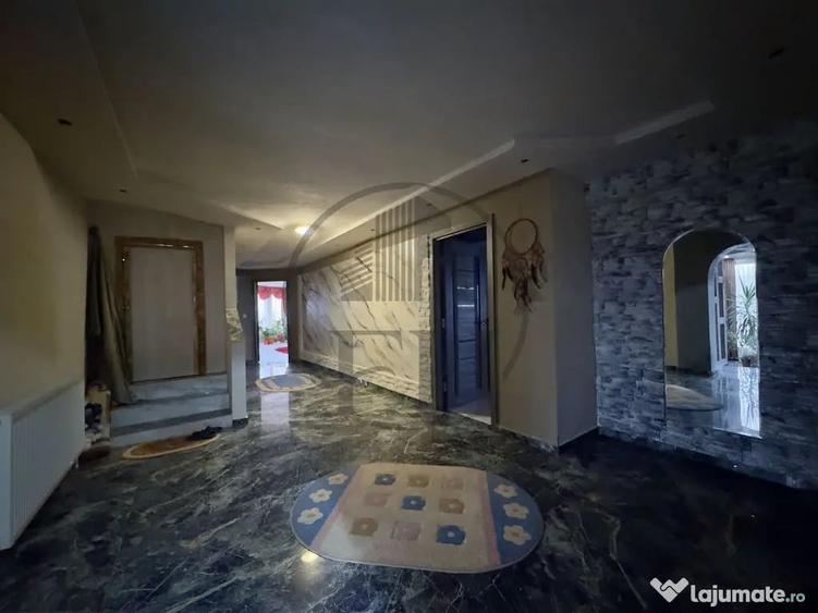 Casă cu 3 camere cu Canalizare în Hârșova