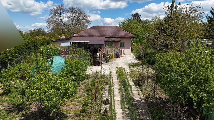 Casă individuală cu 3 camere cu Canalizare în Moara Vlăsiei