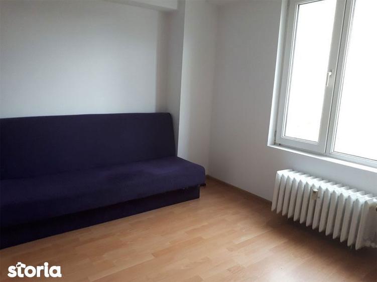 Chirie camera in apartament cu 3 camere - 3