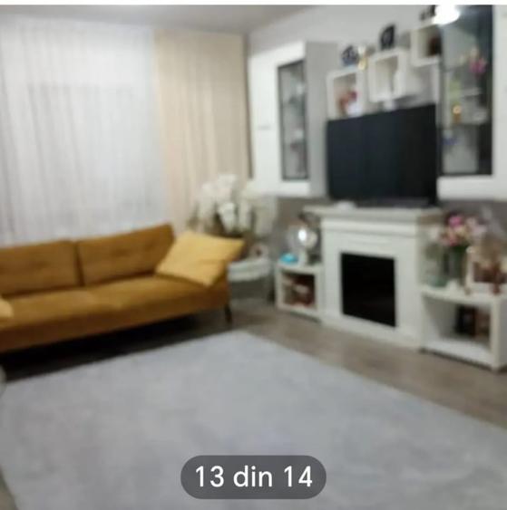 Casă individuală cu 4 camere cu Canalizare în Variaș