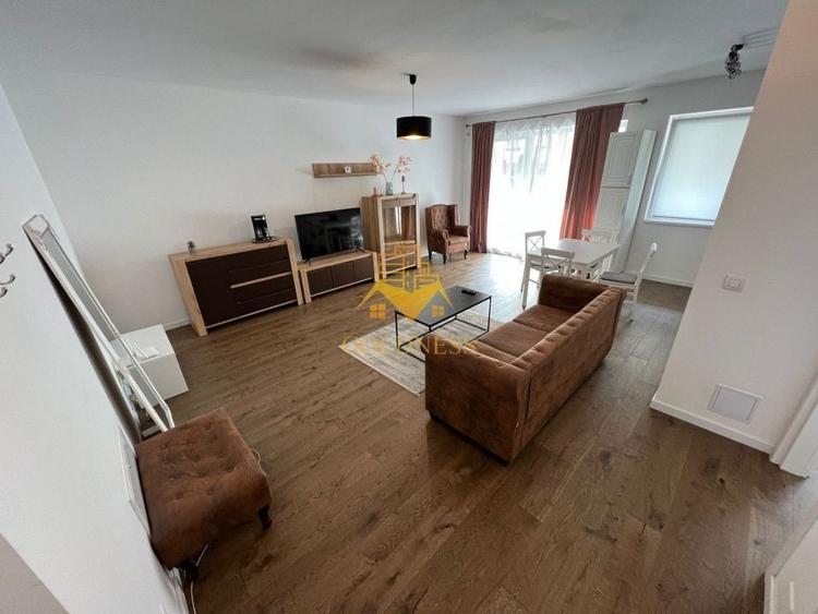 Apartament cu 2 camere semidecomandat, mobilat în Central