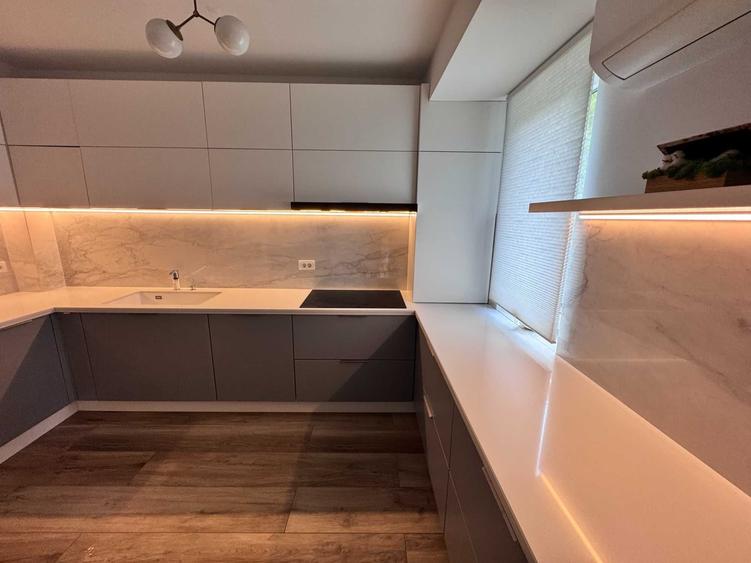 Apartament cu 2 camere semidecomandat în Girocului