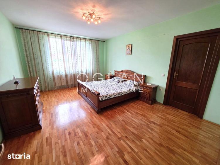 Casă cu 5 camere decomandat cu Teren 490 Mp în Șelimbăr